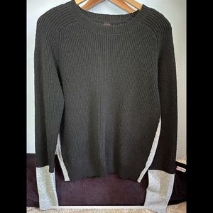 BOBI Black sweater crew neck with gray